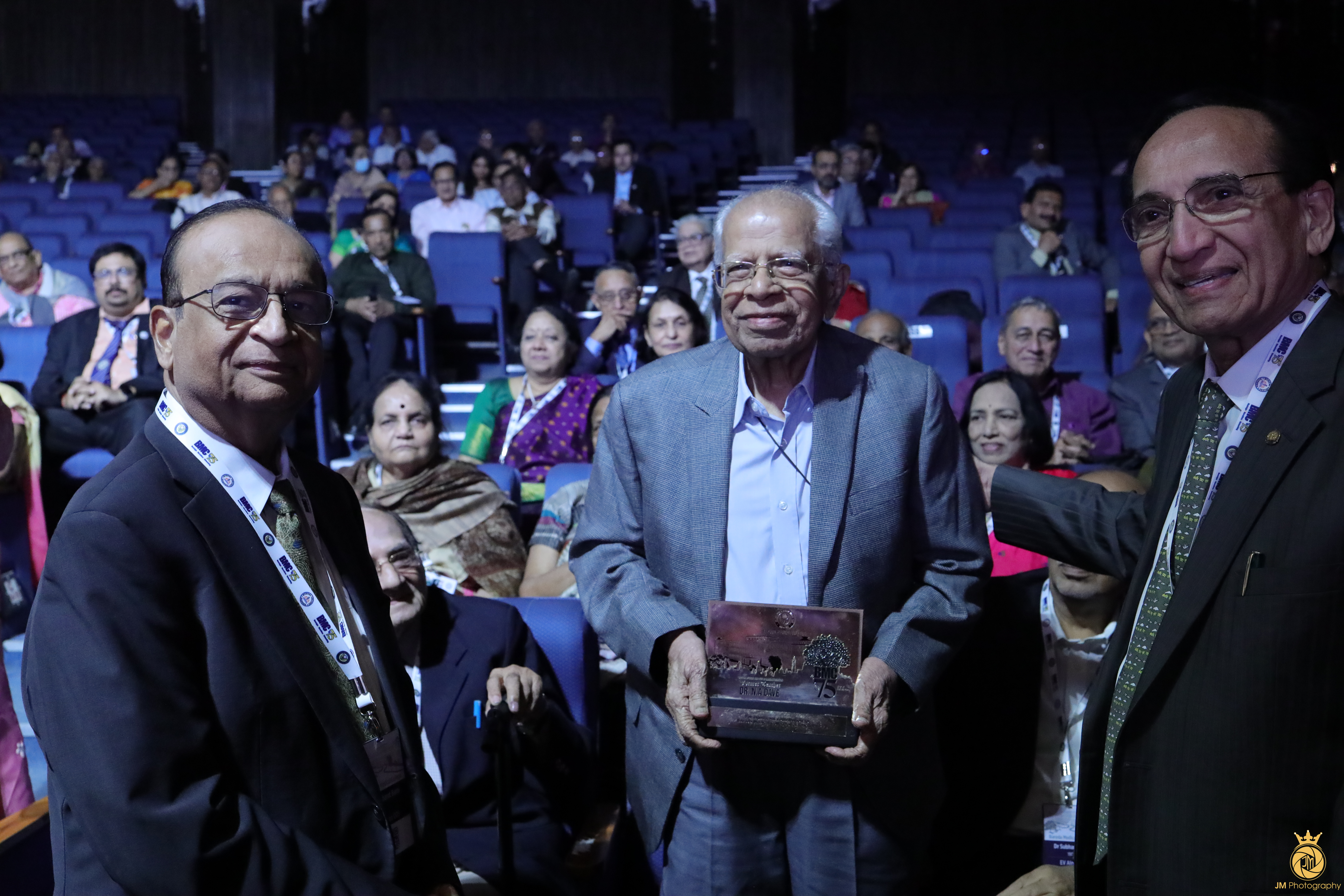 Gallery/Distinguished Alumni and Former Teachers/177A7626.JPG